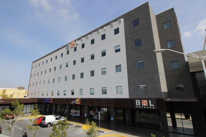 BNL Hoteles Querétaro Exterior foto