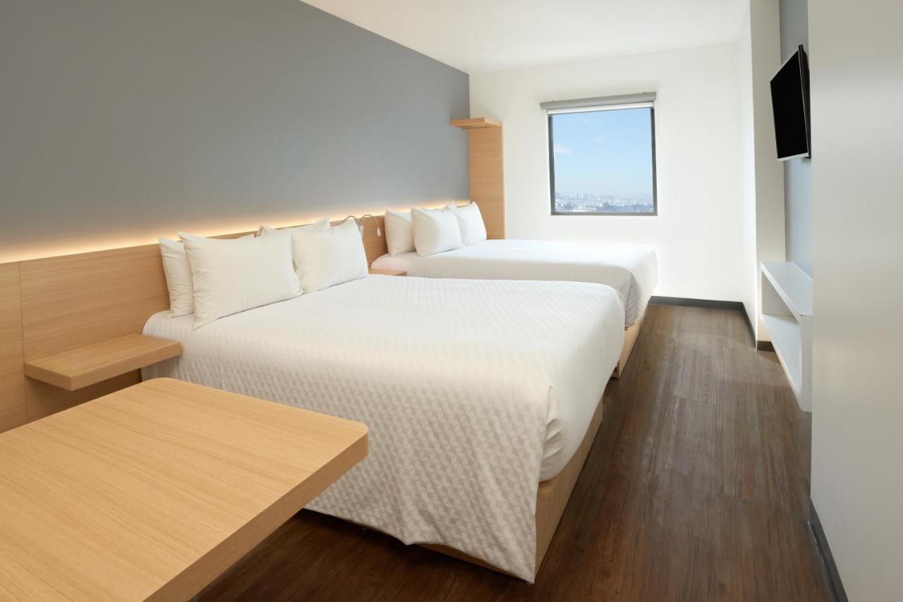 BNL Hoteles Querétaro Exterior foto